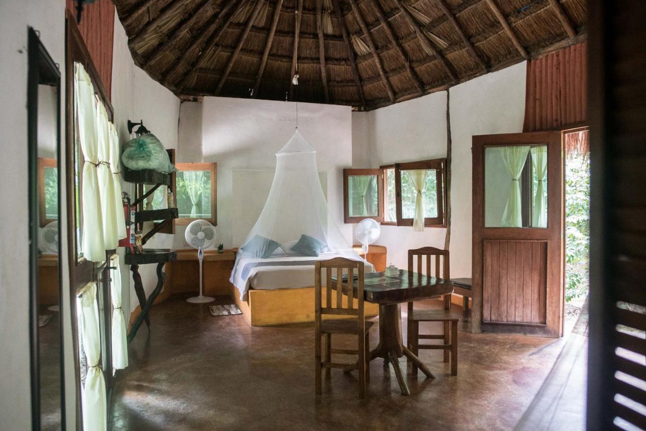 Jolie Jungle Eco Hotel (Adults Only) Leona Vicario Екстер'єр фото