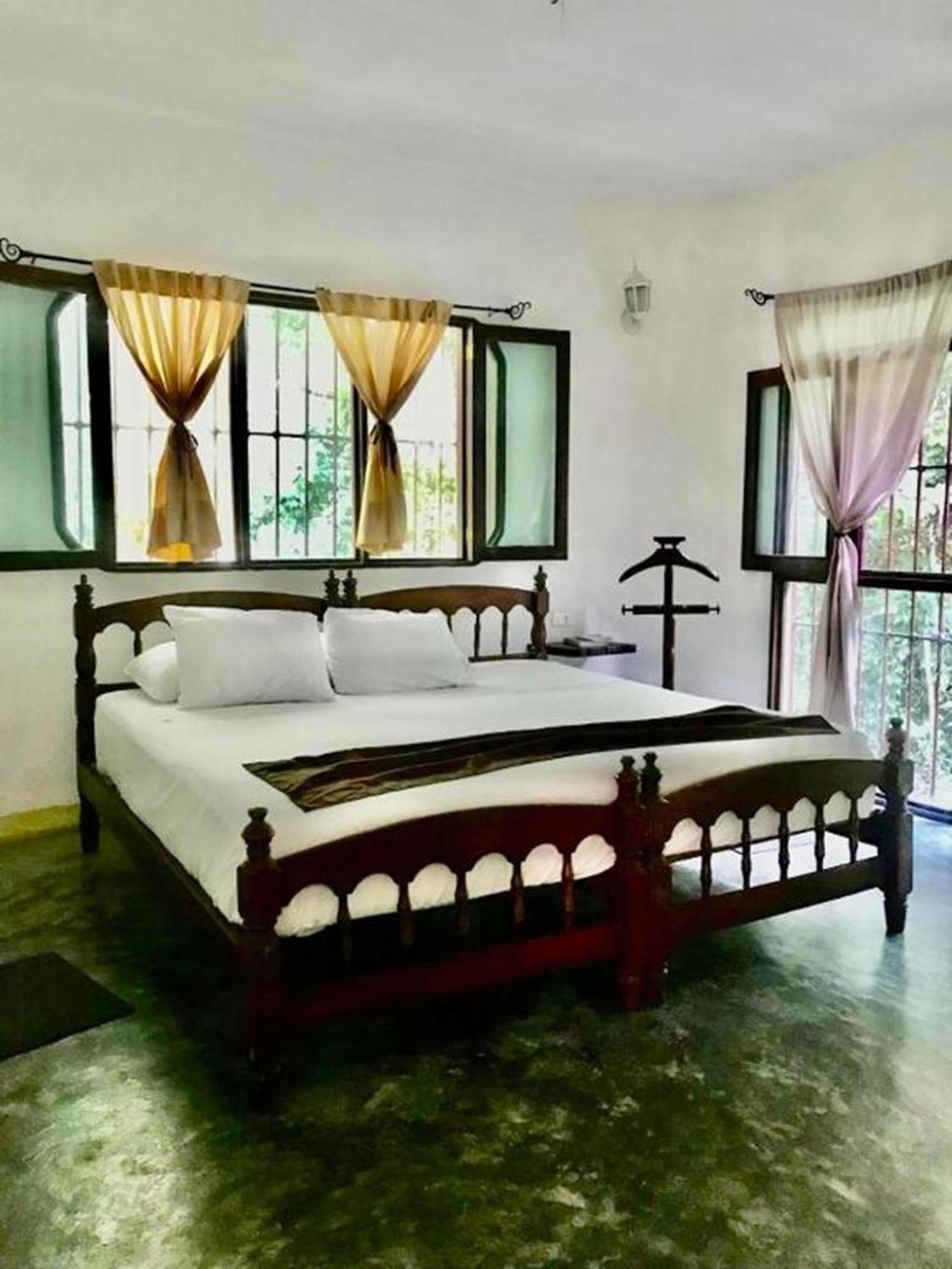 Jolie Jungle Eco Hotel (Adults Only) Leona Vicario Екстер'єр фото